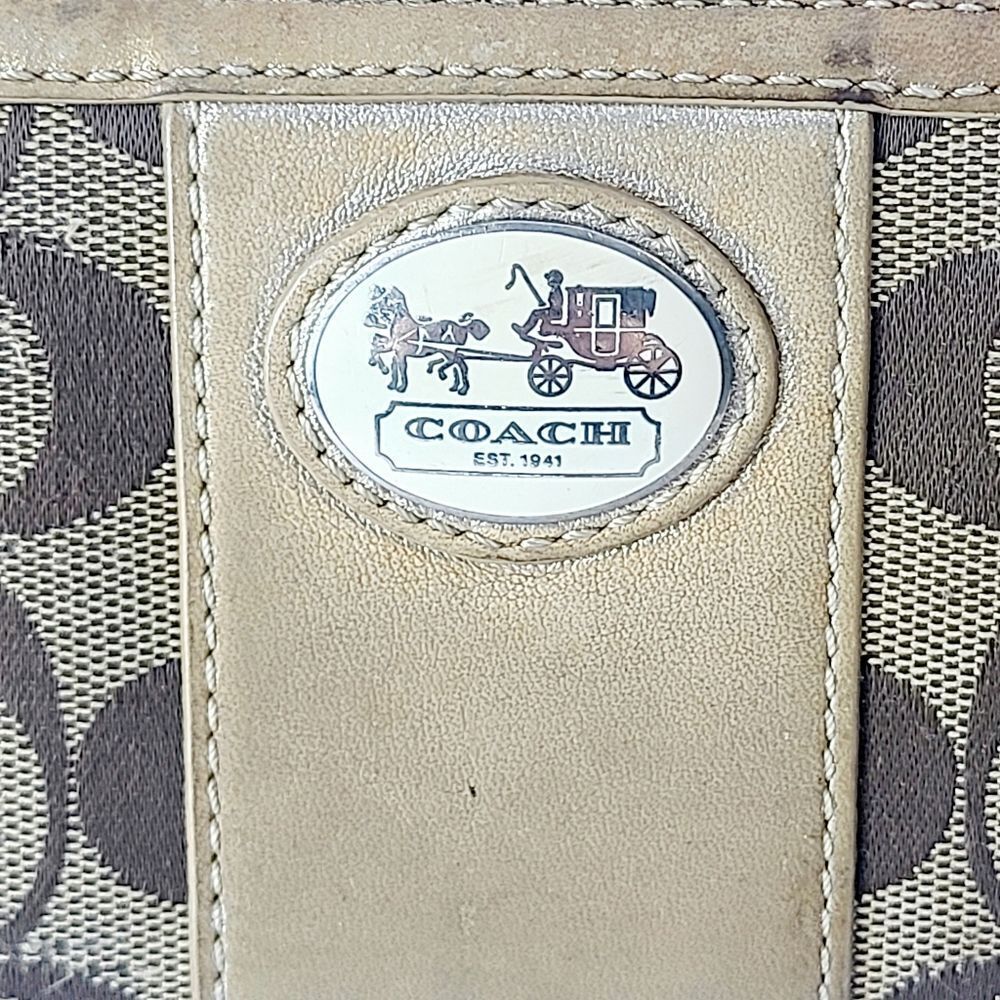 Coach Leather Zippy Wallet - Picture 2 of 6